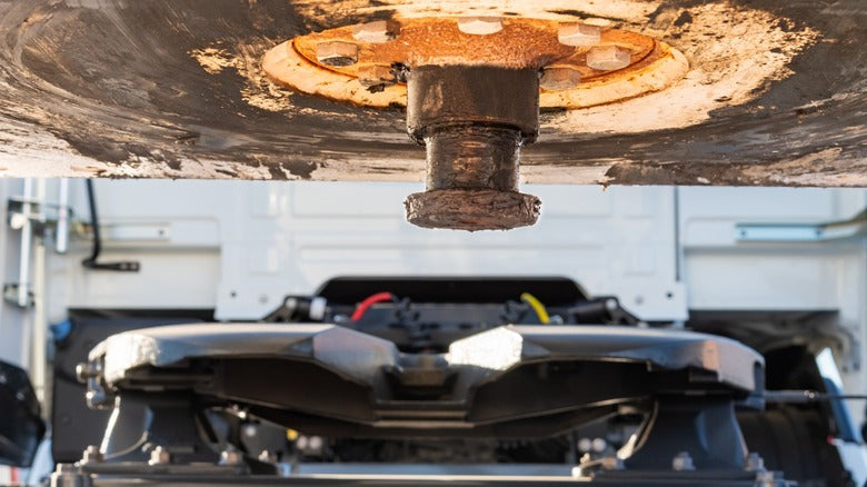 Professional Kingpin Replacement Tools for Heavy Vehicles